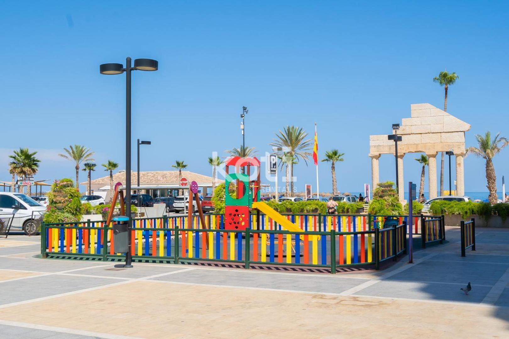 Koti Rentals - Casita Rosario Pino Rooftop Y Bbq Fuengirola Bagian luar foto