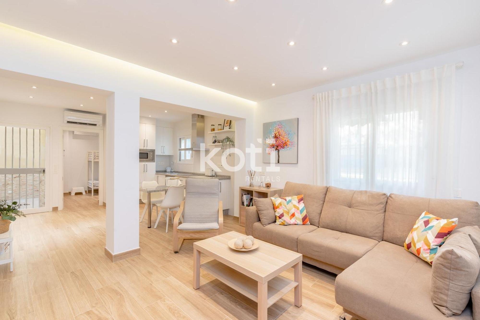 Koti Rentals - Casita Rosario Pino Rooftop Y Bbq Fuengirola Bagian luar foto